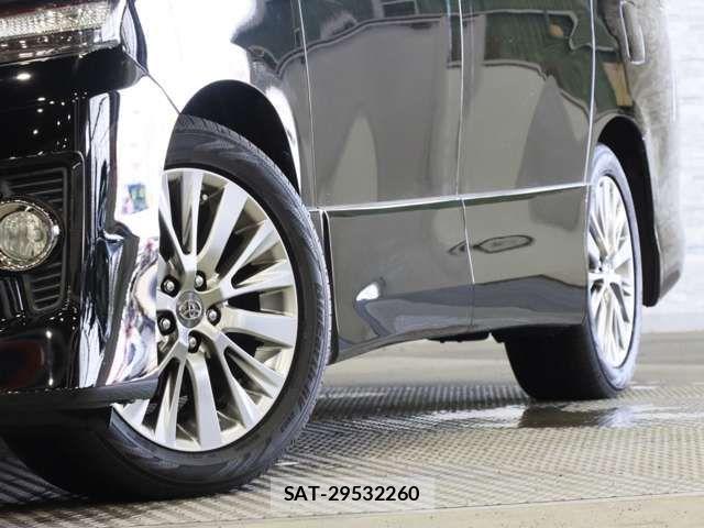 Toyota VELLFIRE 2012-12 7458555-18