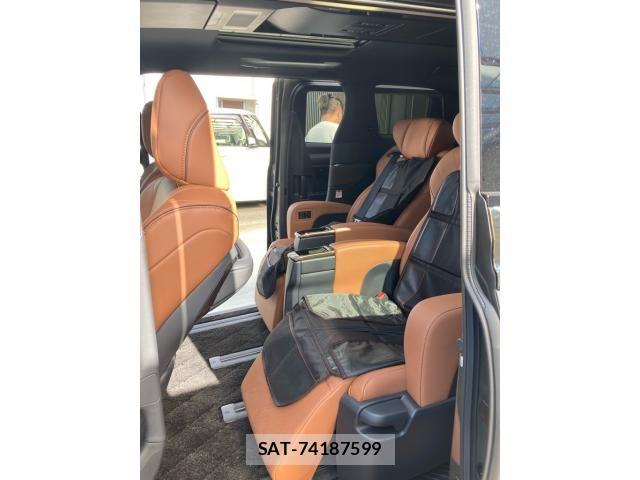 Toyota VELLFIRE 2025-04 7458521-11
