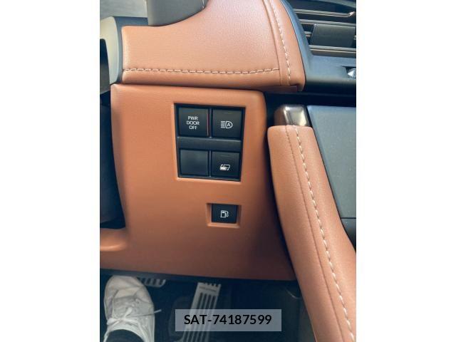Toyota VELLFIRE 2025-04 7458521-16