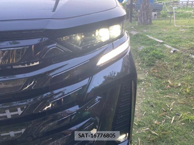 Toyota VELLFIRE 2024-11 7458531-4
