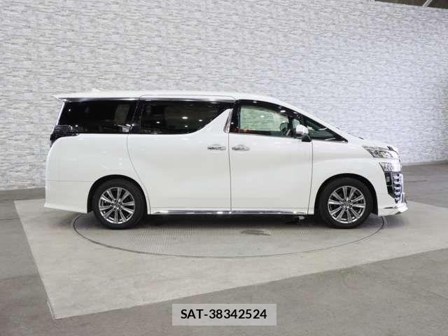 Toyota VELLFIRE 2021-04 7458540-12