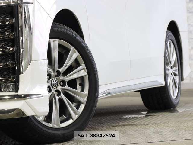Toyota VELLFIRE 2021-04 7458540-18