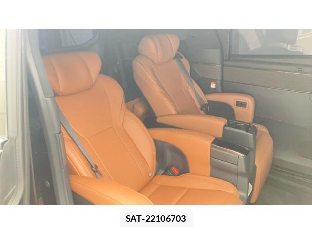 Toyota VELLFIRE 2025-05 7458526-27