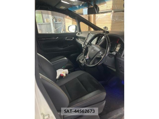 Toyota VELLFIRE 2017-02 7458550-9