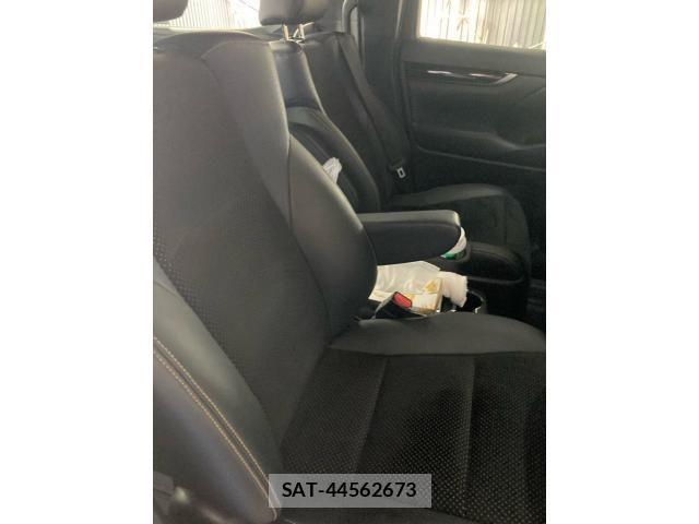 Toyota VELLFIRE 2017-02 7458550-11