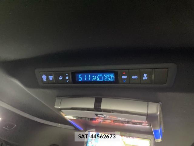Toyota VELLFIRE 2017-02 7458550-22