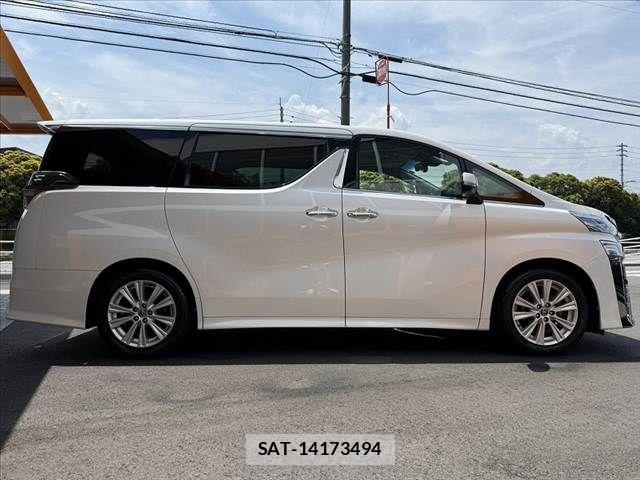 Toyota VELLFIRE 2018-05 7458553-10