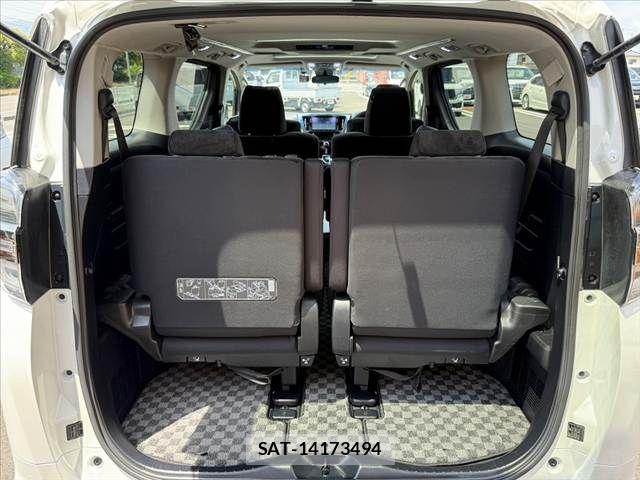 Toyota VELLFIRE 2018-05 7458553-20
