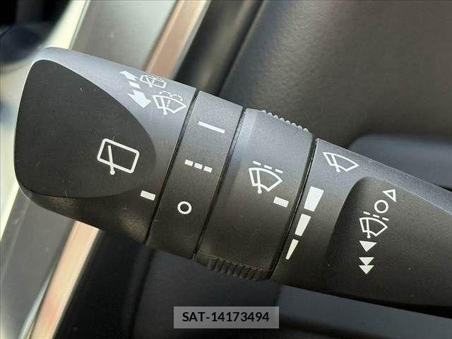 Toyota VELLFIRE 2018-05 7458553-23