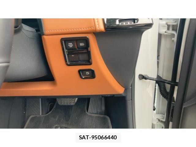 Toyota VELLFIRE 2024-01 7458528-11
