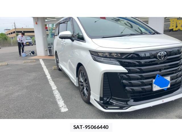 Toyota VELLFIRE 2024-01 7458528-1