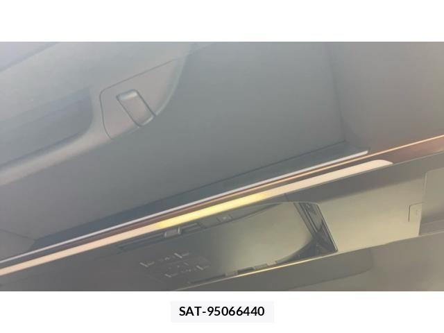 Toyota VELLFIRE 2024-01 7458528-23
