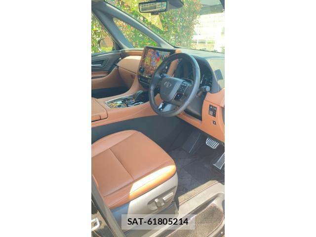 Toyota VELLFIRE 2024-04 7458530-21