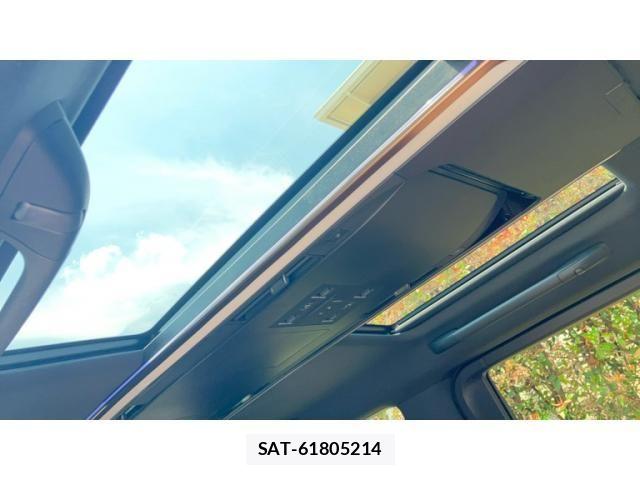 Toyota VELLFIRE 2024-04 7458530-25