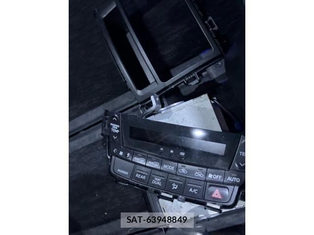 Toyota VELLFIRE 2008-09 7458572-16