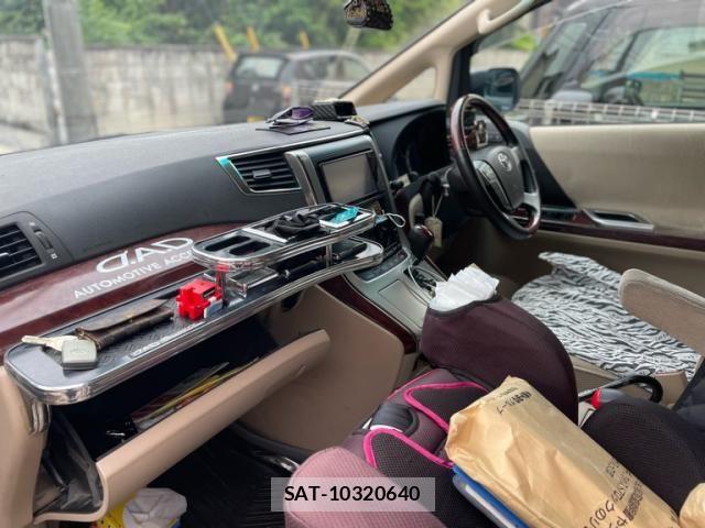 Toyota VELLFIRE 2008-09 7458568-10