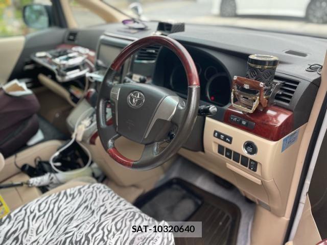 Toyota VELLFIRE 2008-09 7458568-13