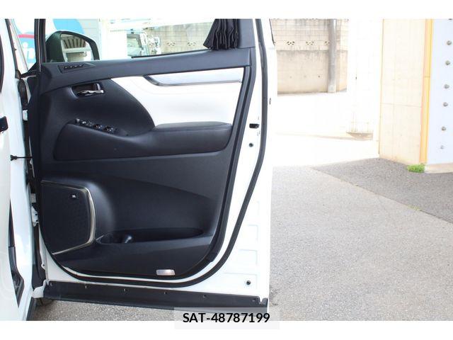 Toyota VELLFIRE 2018-03 7458534-13