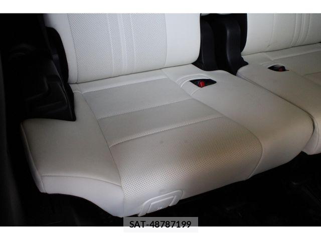 Toyota VELLFIRE 2018-03 7458534-19