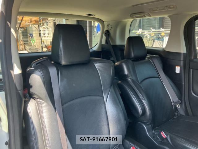 Toyota VELLFIRE 2016-08 7503389-16