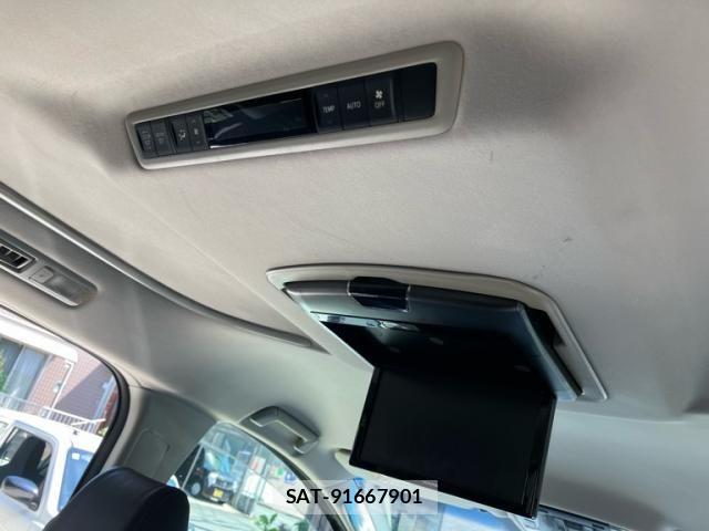 Toyota VELLFIRE 2016-08 7503389-18