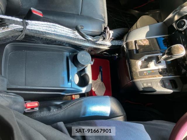 Toyota VELLFIRE 2016-08 7503389-27