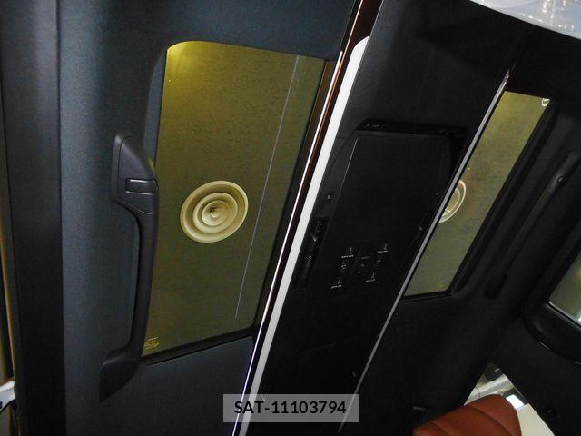 Toyota VELLFIRE 2025-09 7503366-10