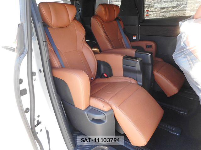 Toyota VELLFIRE 2025-09 7503366-25