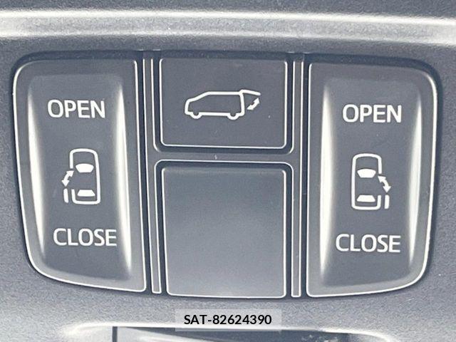 Toyota VELLFIRE 2017-01 7503384-2