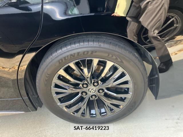 Toyota VELLFIRE 2024-04 7510324-9