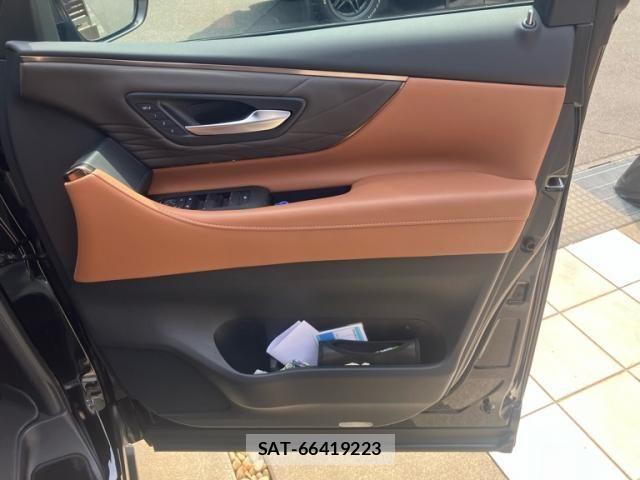 Toyota VELLFIRE 2024-04 7510324-12
