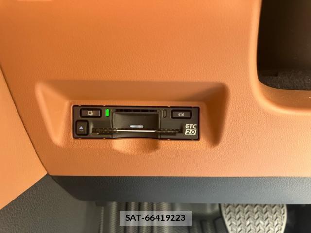Toyota VELLFIRE 2024-04 7510324-19