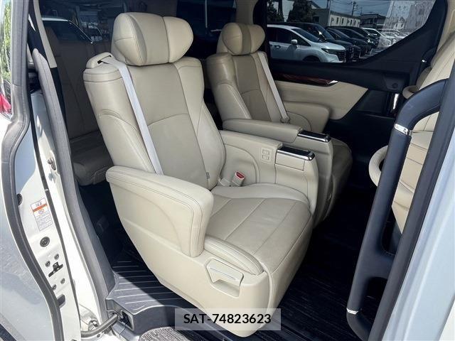 Toyota VELLFIRE 2016-10 7510338-15