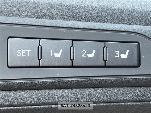 Toyota VELLFIRE 2016-10 7510338-6