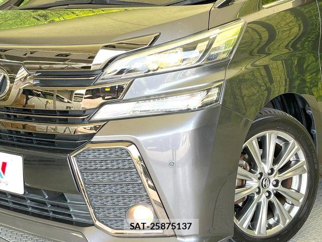 Toyota VELLFIRE 2017-11 7503388-12