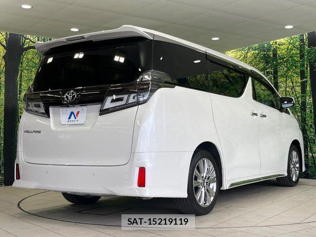 Toyota VELLFIRE 2020-11 7503369-17
