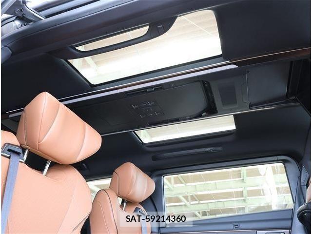 Toyota VELLFIRE 2026-02 7503368-17