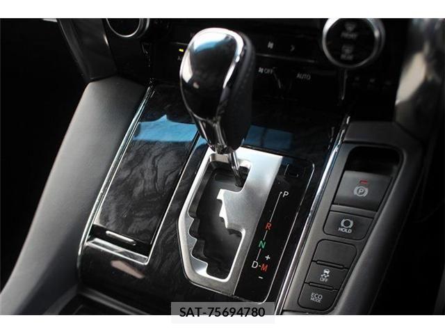 Toyota VELLFIRE 2020-05 7563012-24