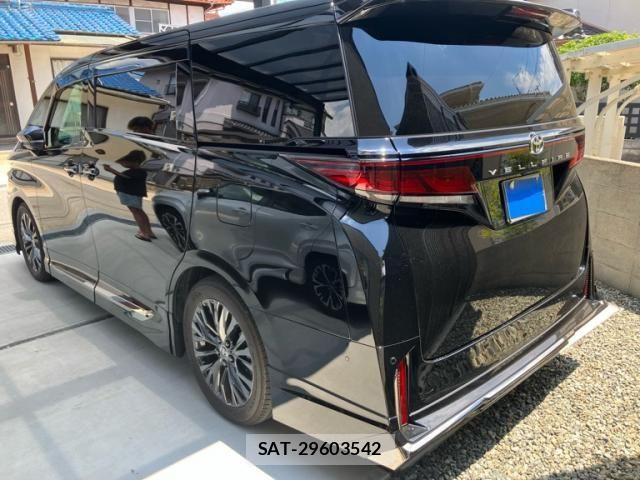 Toyota VELLFIRE 2024-12 7563007-2