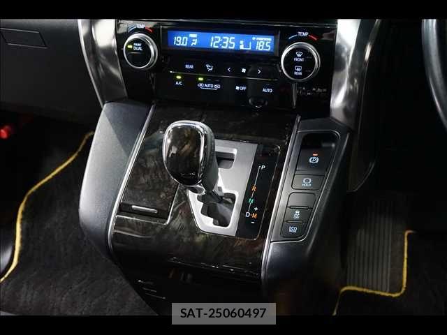 Toyota VELLFIRE 2016-12 7563011-11