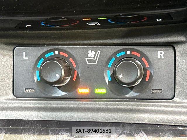 Toyota VELLFIRE 2020-01 7563009-6