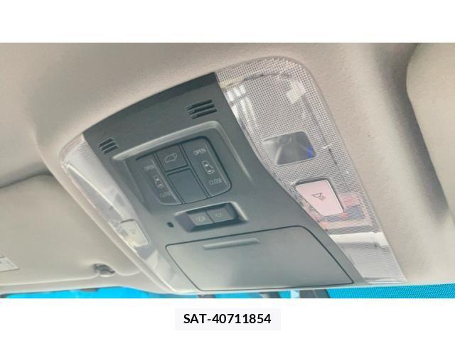 Toyota VELLFIRE 2017-03 7563015-21