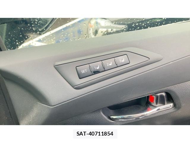 Toyota VELLFIRE 2017-03 7563015-23