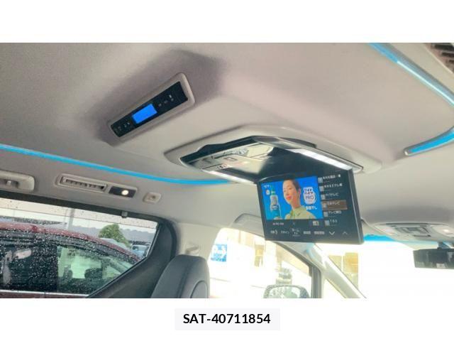 Toyota VELLFIRE 2017-03 7563015-24