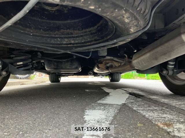 Toyota VELLFIRE 2013-12 7620985-5