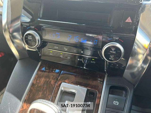 Toyota VELLFIRE 2019-06 7620978-10