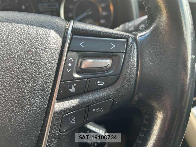 Toyota VELLFIRE 2019-06 7620978-15