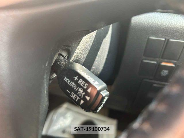 Toyota VELLFIRE 2019-06 7620978-16