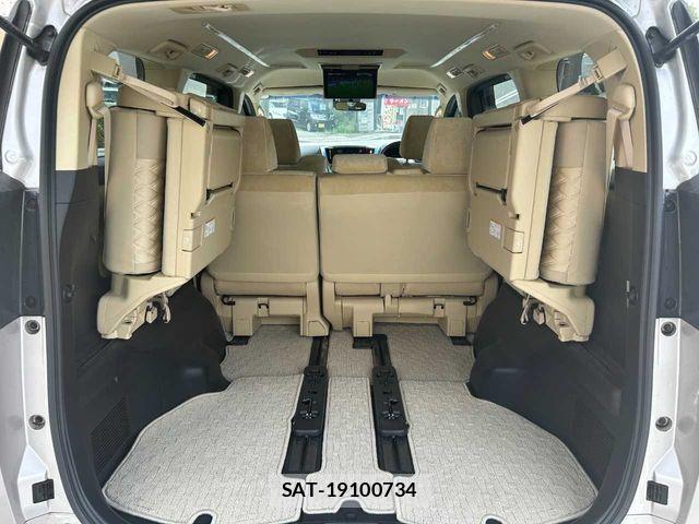 Toyota VELLFIRE 2019-06 7620978-24