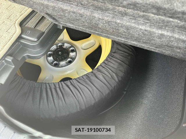 Toyota VELLFIRE 2019-06 7620978-25